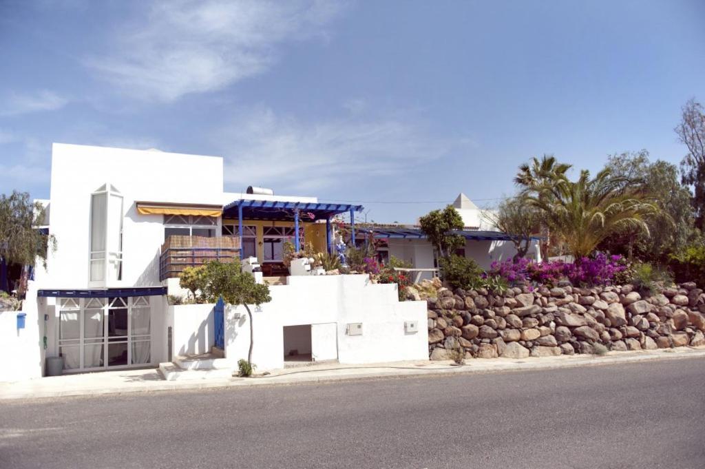 Holidays In Tarajalejo - Home Office With Sea View Номер фото